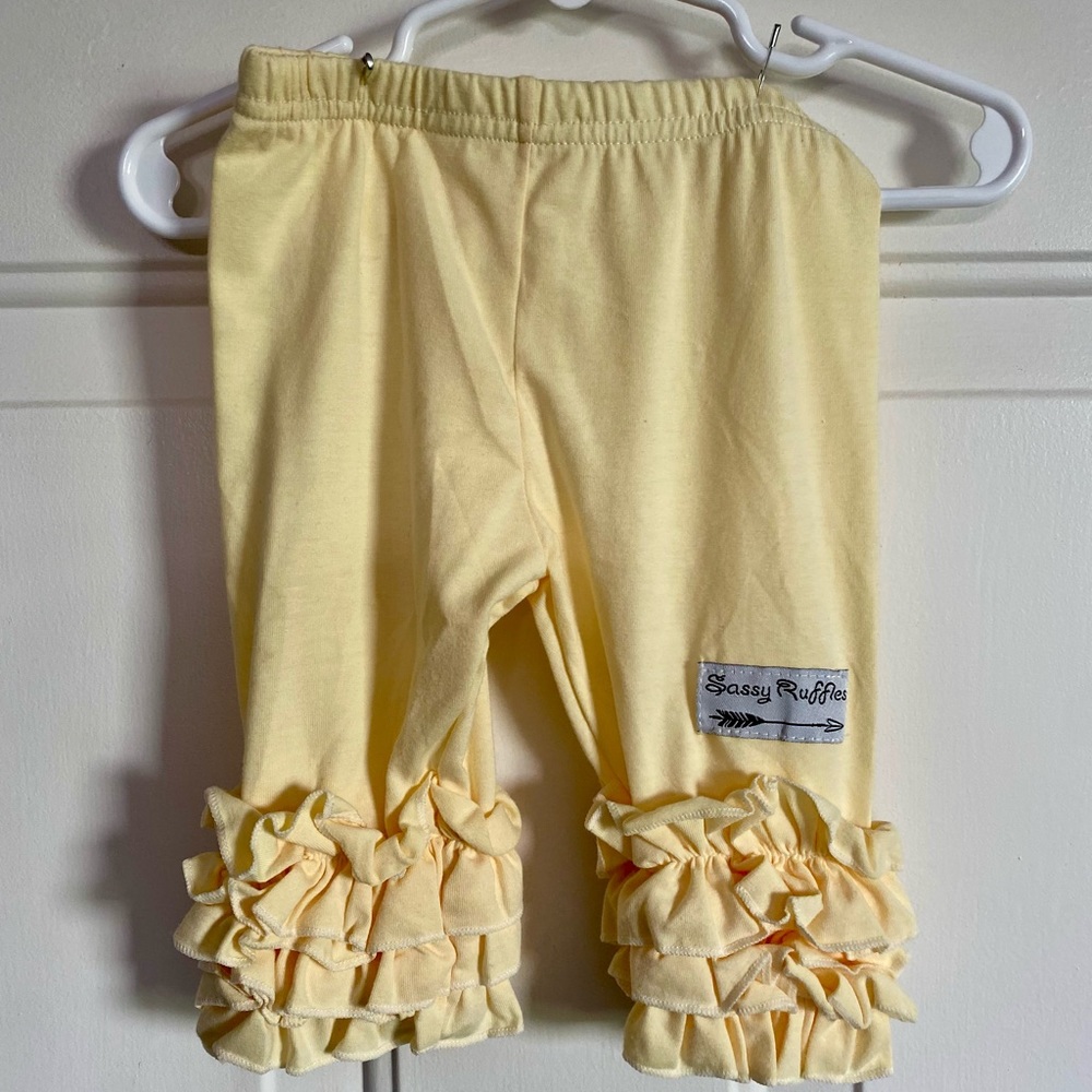 Sassy Ruffles 2T yellow ruffle capris